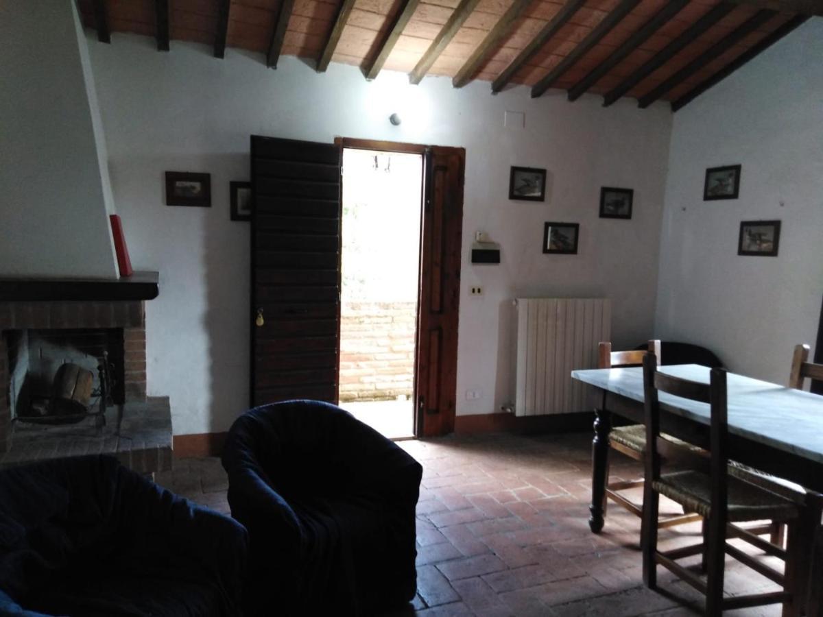 Agritur Villa Osvaldo Castiglione Del Lago Perugia Colazione Piscina Acqua Salata Экстерьер фото